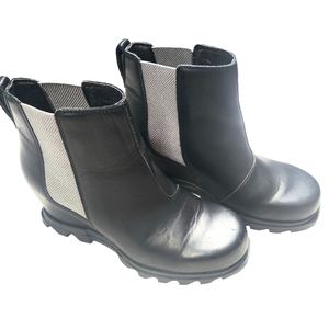 SOREL Joan of Arctic Wedge III Chelsea Boot